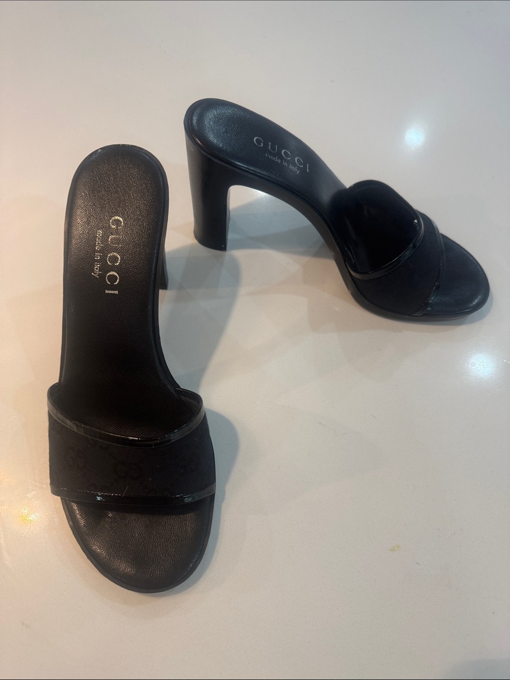 Gucci  “Tom Ford” 2004 collection Black Leather Block Heel Slide Mules “